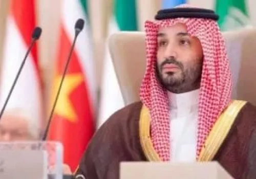 ولي العهد السعودي وماكرون يتبادلان الرؤى حول استقرار المنطقة وحرية الملاحة