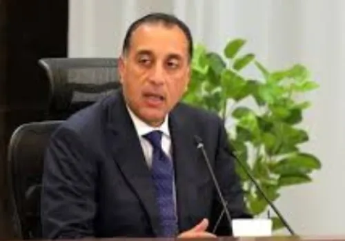 مدبولي يشهد توقيع شراكة مصرية إماراتية بقيمة 3 مليارات دولار لتطوير مشروع عمراني في القاهرة الجديدة