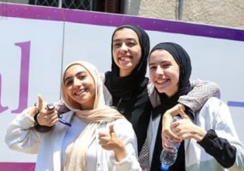 استعد لامتحانات الثانوية: مراجعة شاملة لمادة الرياضيات التطبيقية مع تمارين متنوعة