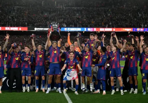 مارك بيرنال يؤكد ولاءه لبرشلونة ويرفض عروض كبار إنجلترا