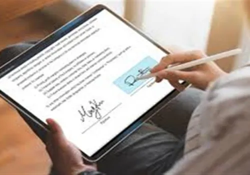 ثورة رقمية في الاتصالات: كيف يتم توثيق العقود إلكترونياً دون ورق في مصر؟